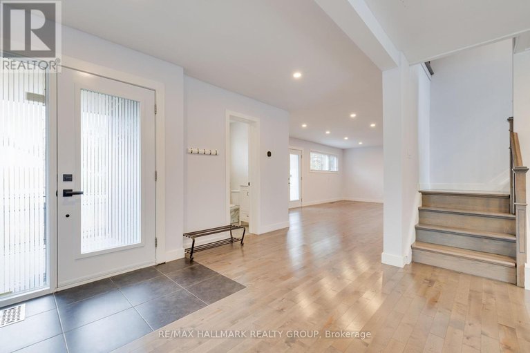 28765719/900-wingate-drive/elmvale-acresurbandale/ottawa/ontario/K1G1S5_4