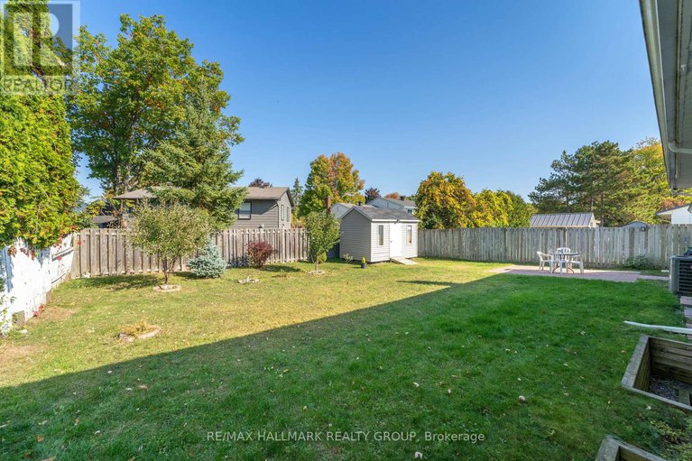28959856/591-eastvale-drive/beacon-hill-north/ottawa/ontario/K1J6Z4_36