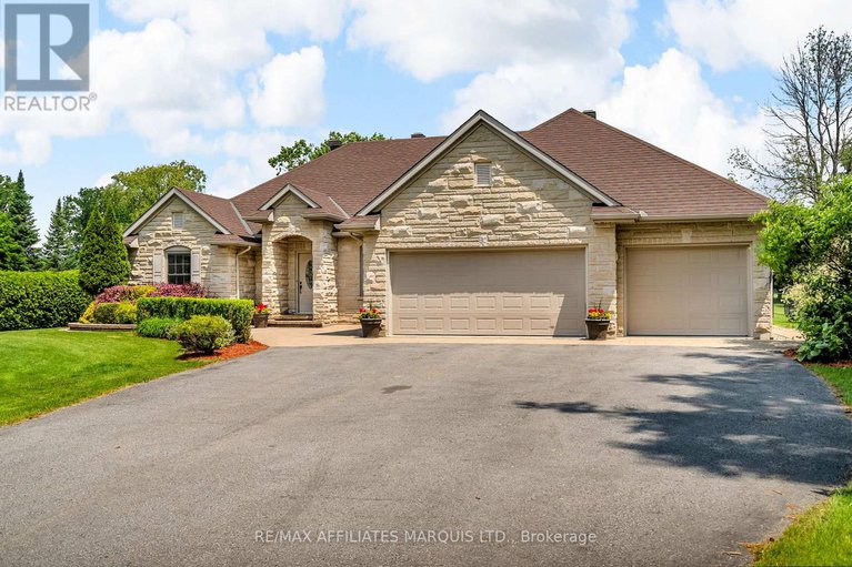 28468660/6677-sutherland-avenue/south-glengarry-charlottenburgh-twp/south-glengarry/ontario/K6H7J3_2