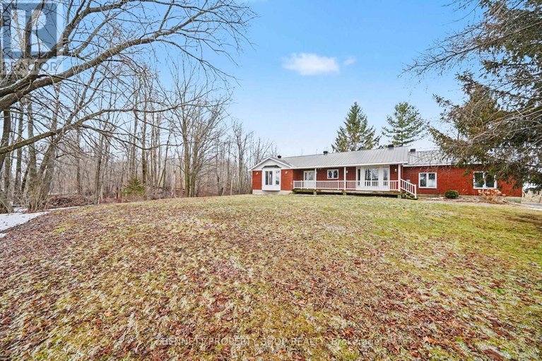 29484588/1450-south-russell-road/russell-twp/russell/ontario/K4R1E5_2