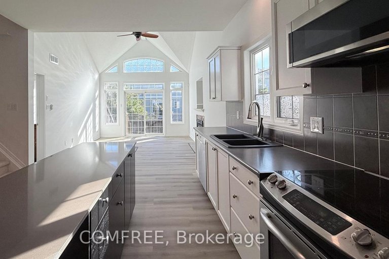 28919576/141-stedman-street/blossom-parkkemp-parkfindlay-creek/ottawa/ontario/K1T0B4_11