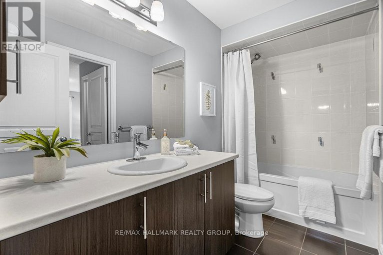 28361267/107-nutting-crescent/riverside-southgloucester-glen/ottawa/ontario/K4M0C3_33