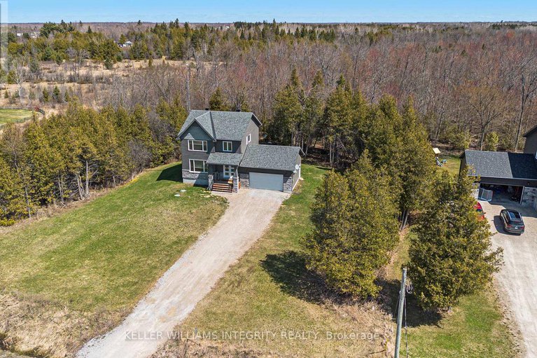 28217420/922-leslie-crain-drive/drummond-n-elmsley-drummond-twp/drummondnorth-elmsley/ontario/K7H3C3_1