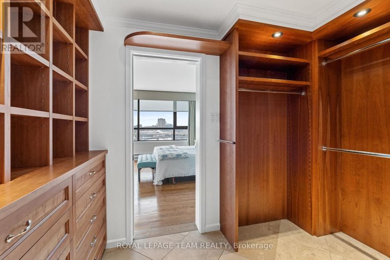 27955886/1201-40-boteler-street/lower-townbyward-market/ottawa/ontario/K1N9C8_26