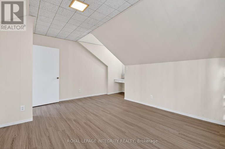 29192840/230-smyth-road/alta-vistafaircrest-heights/ottawa/ontario/K1H5A2_31