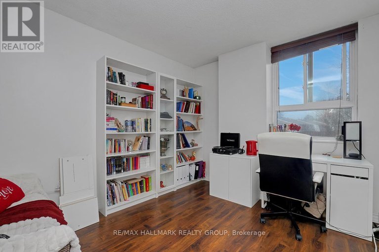 29621079/210-2000-jasmine-crescent/beacon-hill-south/ottawa/ontario/K1J8K4_14