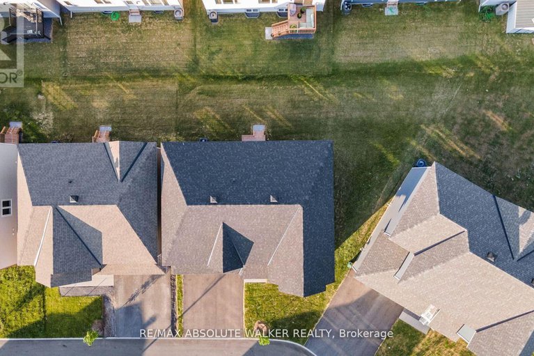 29251504/440-appalachian-circle/half-moon-bay/ottawa/ontario/K2J6X4_40