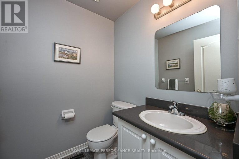 28233202/4191-wolfe-point-way/riverside-southgloucester-glen/ottawa/ontario/K1V1P5_24