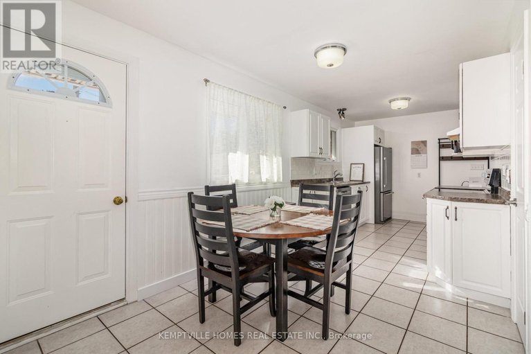 28943106/8-gibson-lane/morrisburg/south-dundas/ontario/K0C1X0_9
