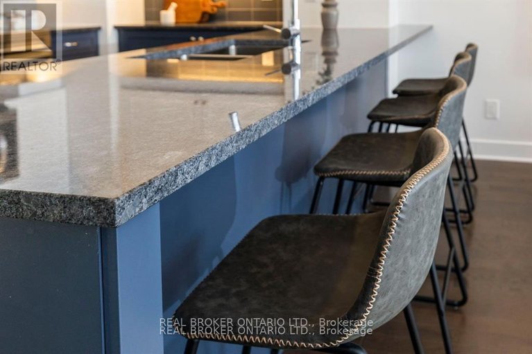 29518689/213-bristol-crescent/kemptville/north-grenville/ontario/K0G1J0_15