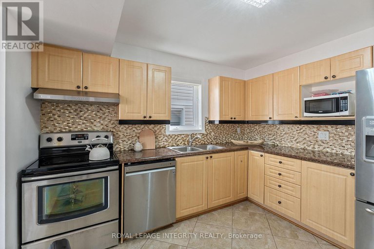 28558572/180-deerfox-drive/longfields/ottawa/ontario/K2J4W8_19