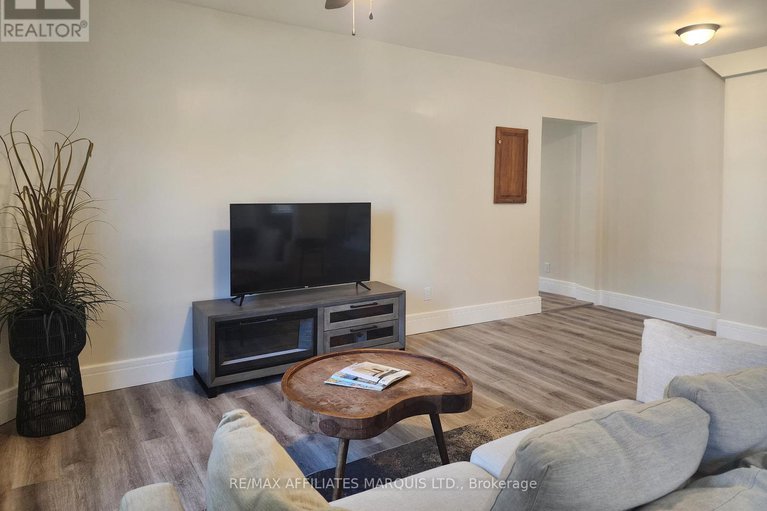 28979025/12-oak-street/lancaster/south-glengarry/ontario/K0C1N0_5