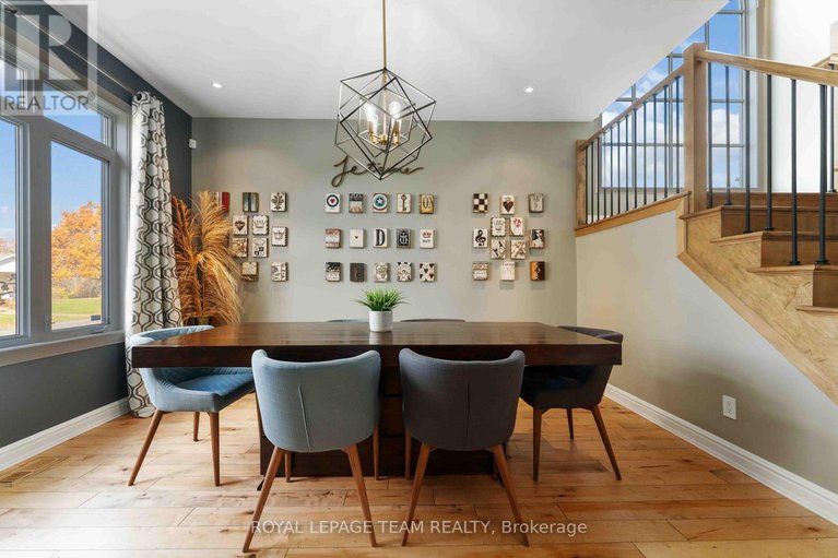 29060965/1466-rhea-place/cedardale/ottawa/ontario/K1V1H1_10