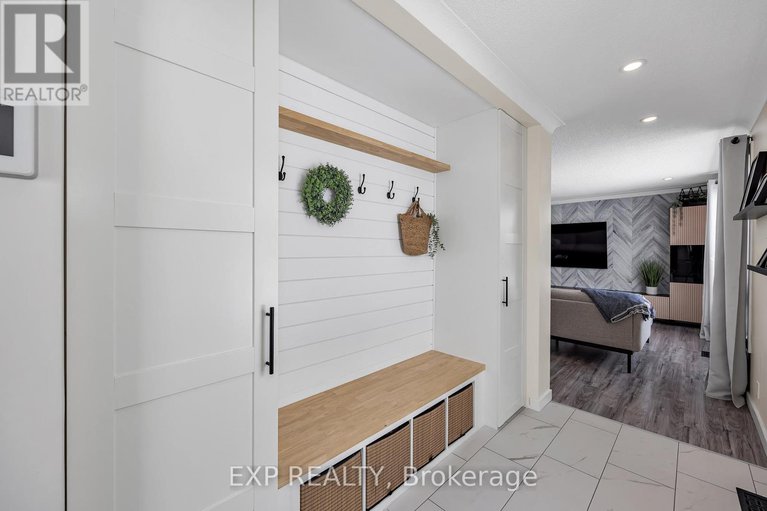 29440773/4914-farmers-way/carlsbad-springs/ottawa/ontario/K0A1K0_4