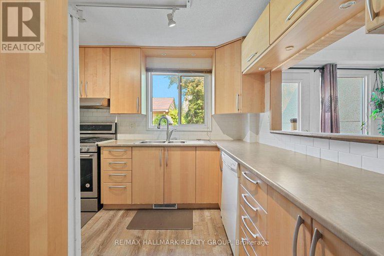 28678451/1089-barwell-avenue/fairfield-heights/ottawa/ontario/K2B8H4_11