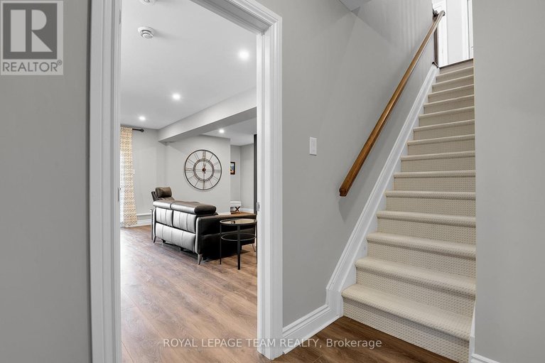 29662381/26-salamander-way/blossom-parkkemp-parkfindlay-creek/ottawa/ontario/K1X0E9_24