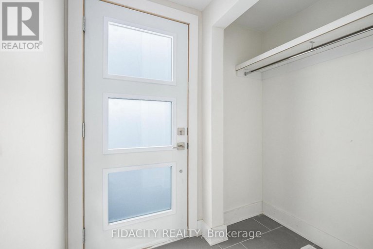 28516012/1030-maitland-avenue/braemar-park/ottawa/ontario/K2C2B6_3