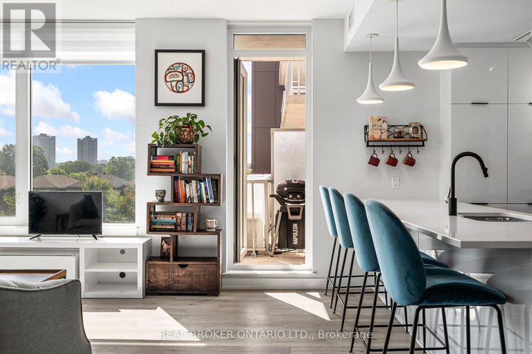 29417320/310-530-de-mazenod-avenue/ottawa-east/ottawa/ontario/K1S5W8_12