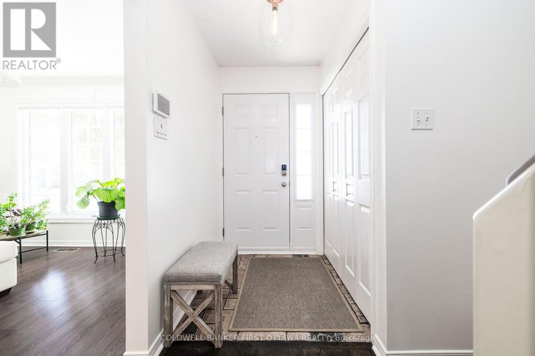 29424384/309-kintyre-private/carleton-square/ottawa/ontario/K2C3M6_4