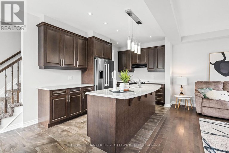 28899468/619-dundonald-drive/half-moon-bay/ottawa/ontario/K2J5Y8_11