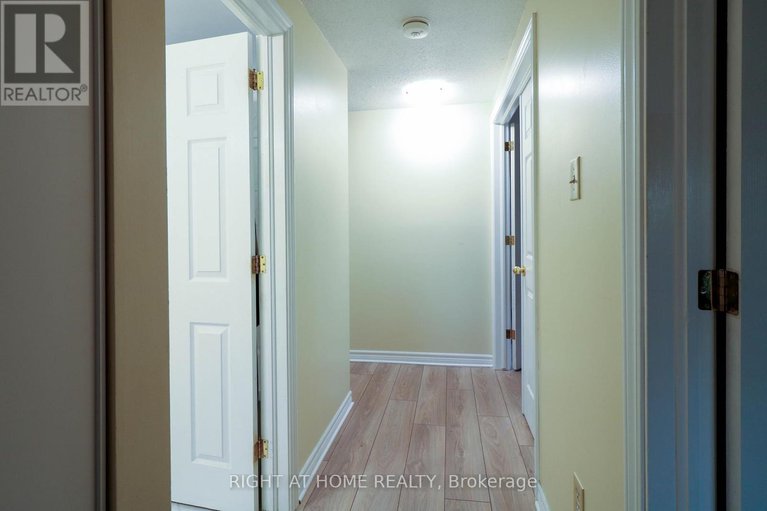 29142163/50-fireside-crescent/hunt-club-parkgreenboro/ottawa/ontario/K1T1Z4_19