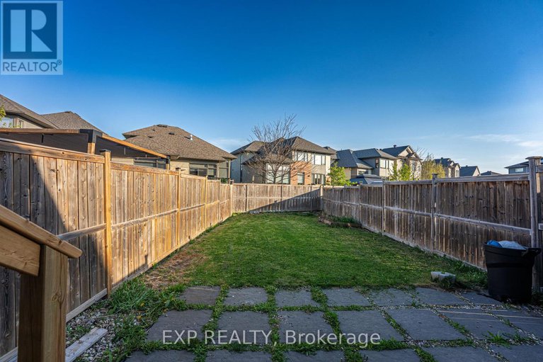 28328665/137-hawkeswood-drive/riverside-southgloucester-glen/ottawa/ontario/K4M0E6_40