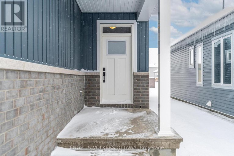 29150331/683-fisher-street/north-grenville-twp-kemptville-south/north-grenville/ontario/K0G1J0_4