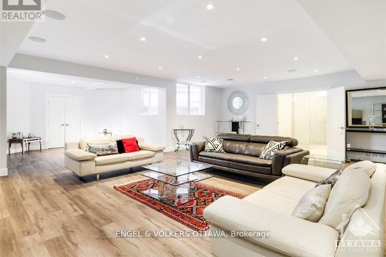 29372258/615-island-park-crescent/ottawa-west/ottawa/ontario/K1Y3P4_25