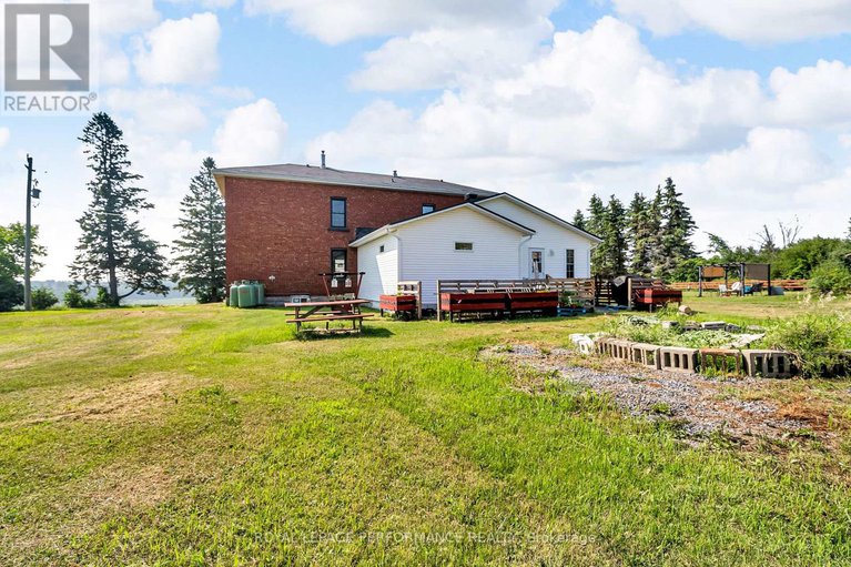 28622268/19943-county-18-road/south-glengarry-charlottenburgh-twp/south-glengarry/ontario/K0C2J0_47