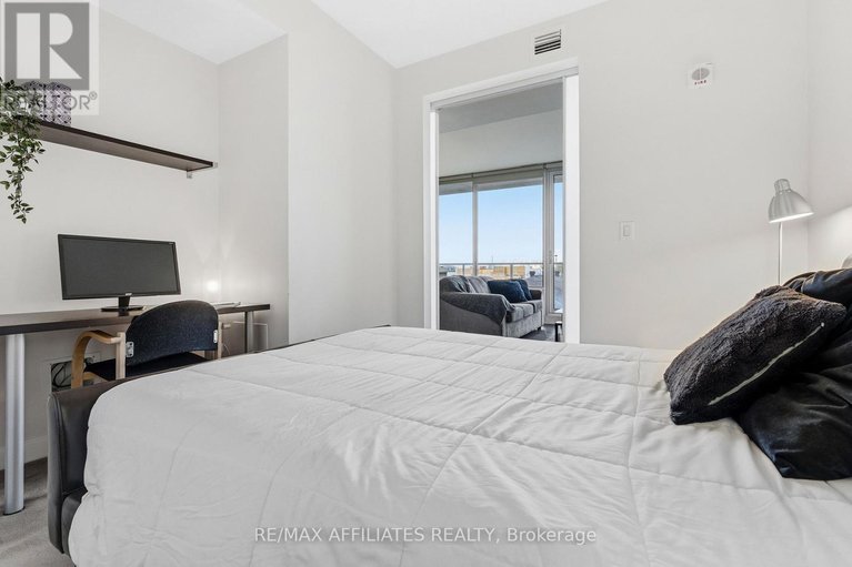 29083833/508-201-parkdale-avenue-w/mechanicsville/ottawa/ontario/K1Y1E8_14