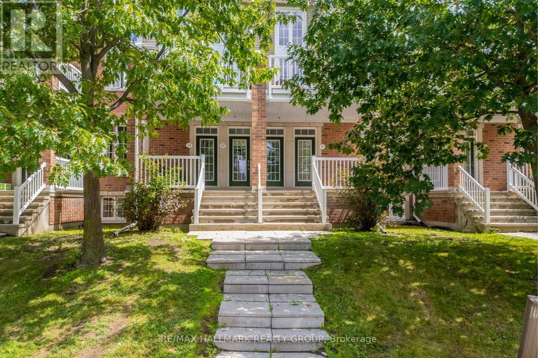 29028074/39-hawkstone-gate/beaverbrook/ottawa/ontario/K2K0A3_2