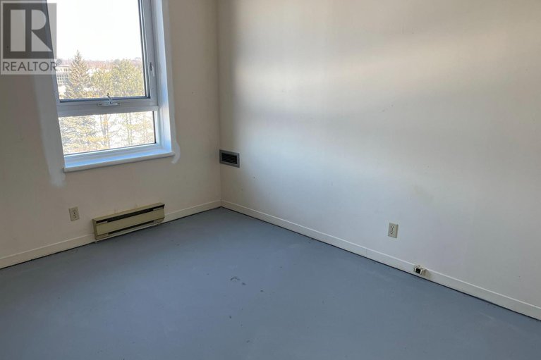 29411119/708-80-sandcastle-drive/leslie-park/ottawa/ontario/K2H9E7_9