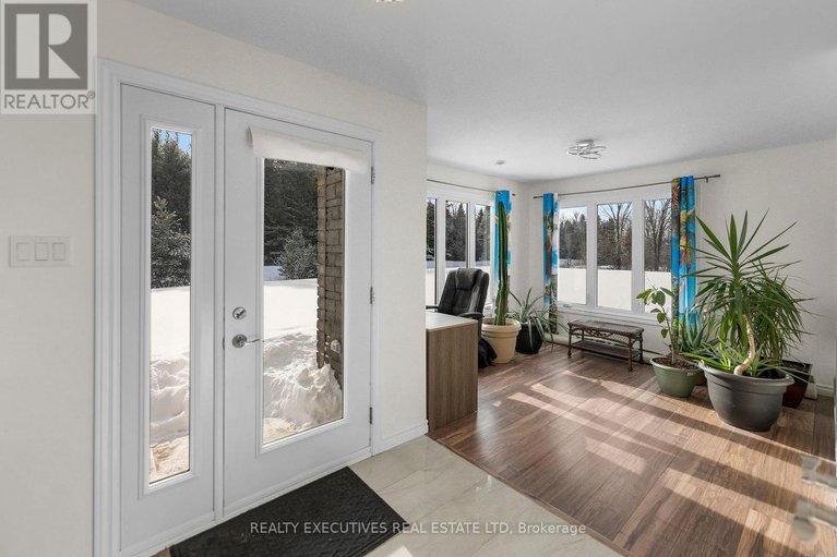 29310860/1991-finch-winchester-road/north-stormont-finch-twp/north-stormont/ontario/K0C1H0_9