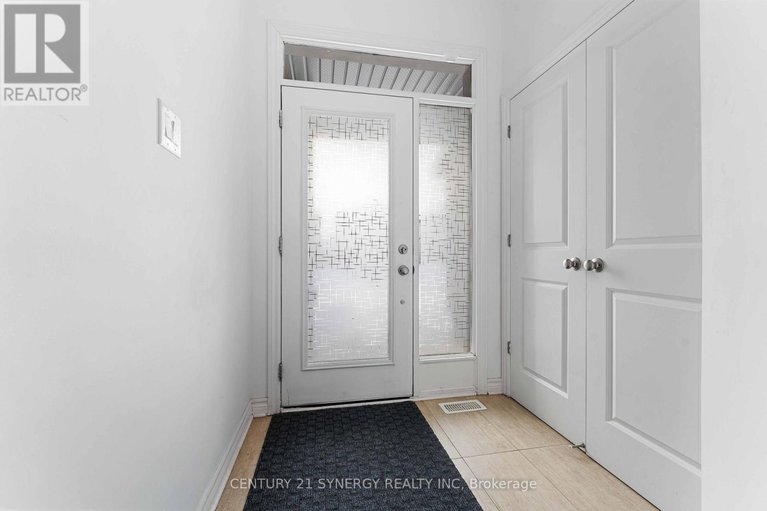 29276860/214-hawkeswood-drive/riverside-southgloucester-glen/ottawa/ontario/K4M0E2_3