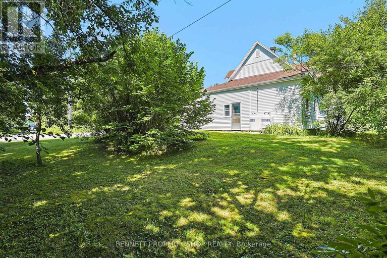 28661880/3834-woodkilton-road/dunrobin/ottawa/ontario/K0A1M0_22