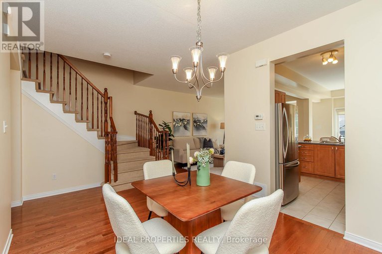 28714023/565-pepperville-crescent-n/emerald-meadowstrailwest/ottawa/ontario/K2M0E6_6