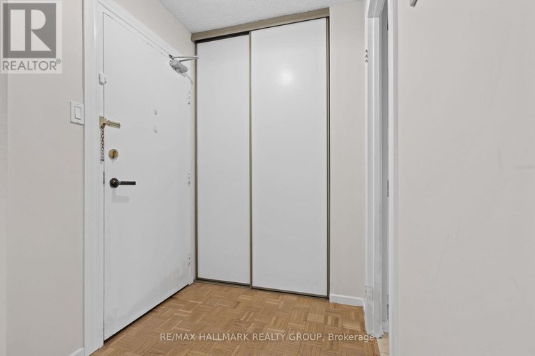 28998609/806-265-poulin-avenue/britannia/ottawa/ontario/K2B7Y8_4