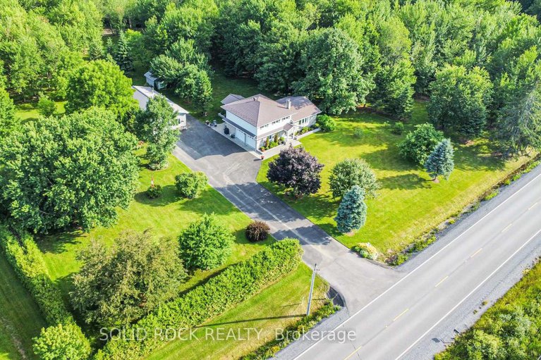 29159458/2278-russland-road/russell-twp/russell/ontario/K0A3H0_2