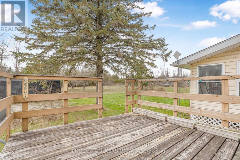 28239136/684-county-road-44-road/north-grenville-twp-kemptville-south/north-grenville/ontario/K0G1J0_40