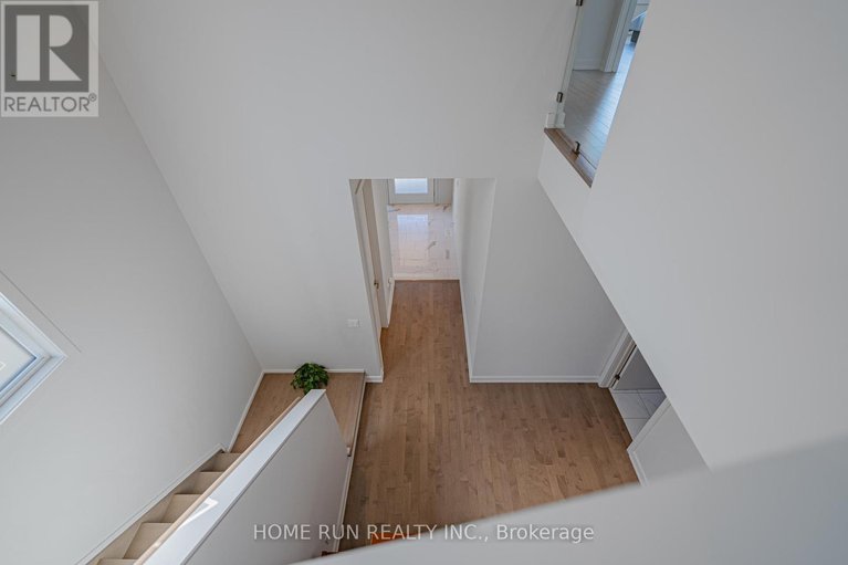 29069528/899-ralph-hennessy-avenue/riverside-southgloucester-glen/ottawa/ontario/K1X0B1_25