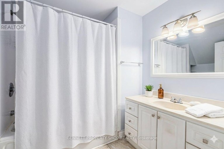 29099078/1134-ogrady-street/manotick-village-manotick-estates/ottawa/ontario/K4M1J3_11