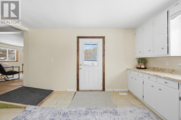 29339991/3740-maple-avenue/augusta-twp/augusta/ontario/K0E1T0_31