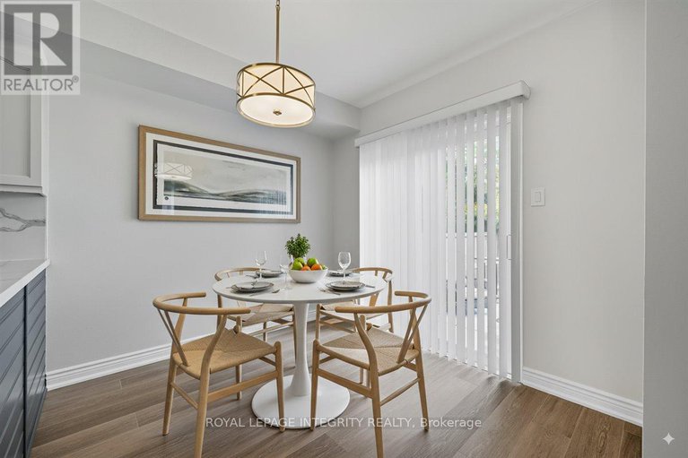 28906811/2018-winsome-terrace/fallingbrookgardenway-south/ottawa/ontario/K4A4Y4_15