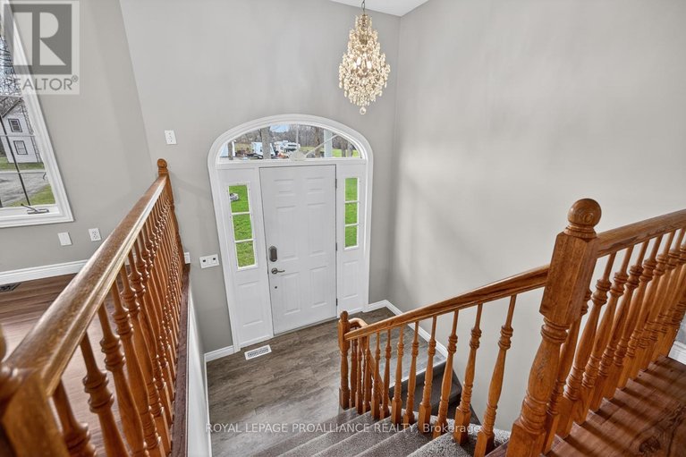 29645403/8100-amelia-street/augusta-twp/augusta/ontario/K0G1R0_6