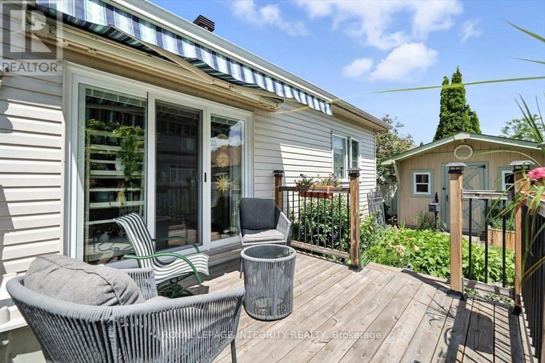 29228635/1030-valin-street/fallingbrookgardenway-south/ottawa/ontario/K4A4X7_43