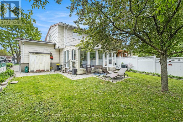 28345446/127-woodfield-drive/tanglewood/ottawa/ontario/K2G0A1_13