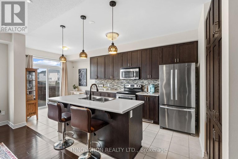 28423473/1559-carronbridge-circle/emerald-meadowstrailwest/ottawa/ontario/K2M0G8_10