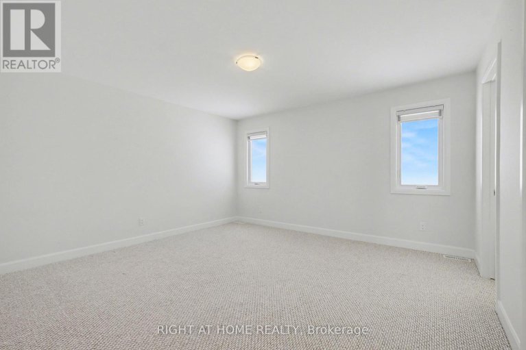 29439630/429-aurora-street/russell-twp/russell/ontario/K4R0L3_21