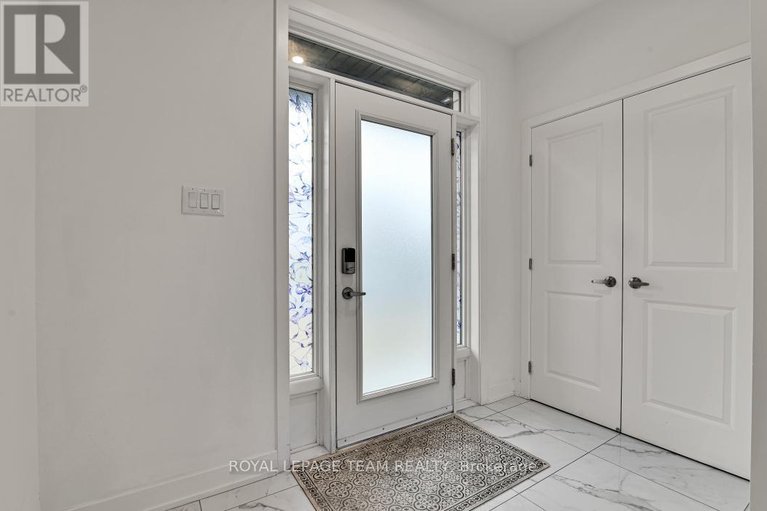 29469522/912-duxbury-lane/riverside-southgloucester-glen/ottawa/ontario/K4M0M2_3