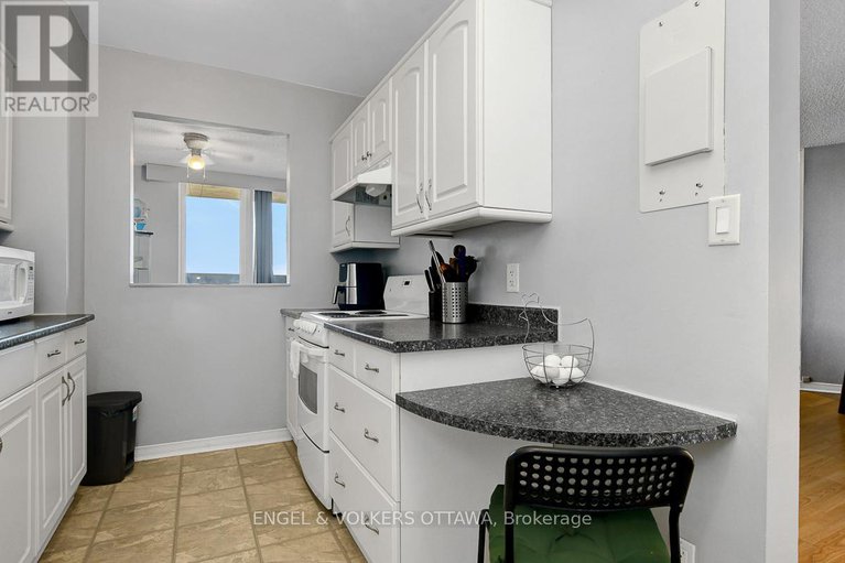 28597861/1506-2000-jasmine-crescent/beacon-hill-south/ottawa/ontario/K1J8K4_16